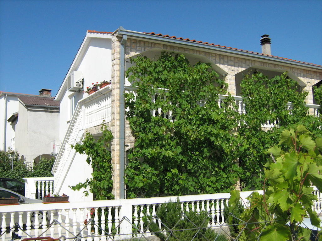 Apartments Anton Vodice Eksteriør bilde