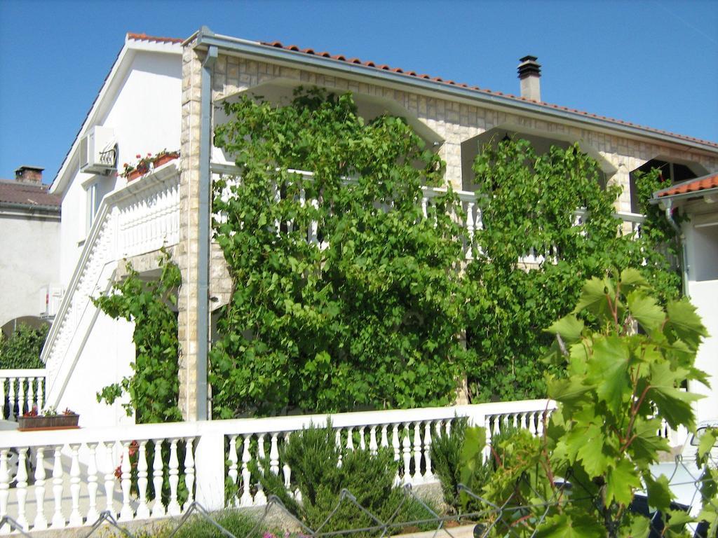 Apartments Anton Vodice Eksteriør bilde